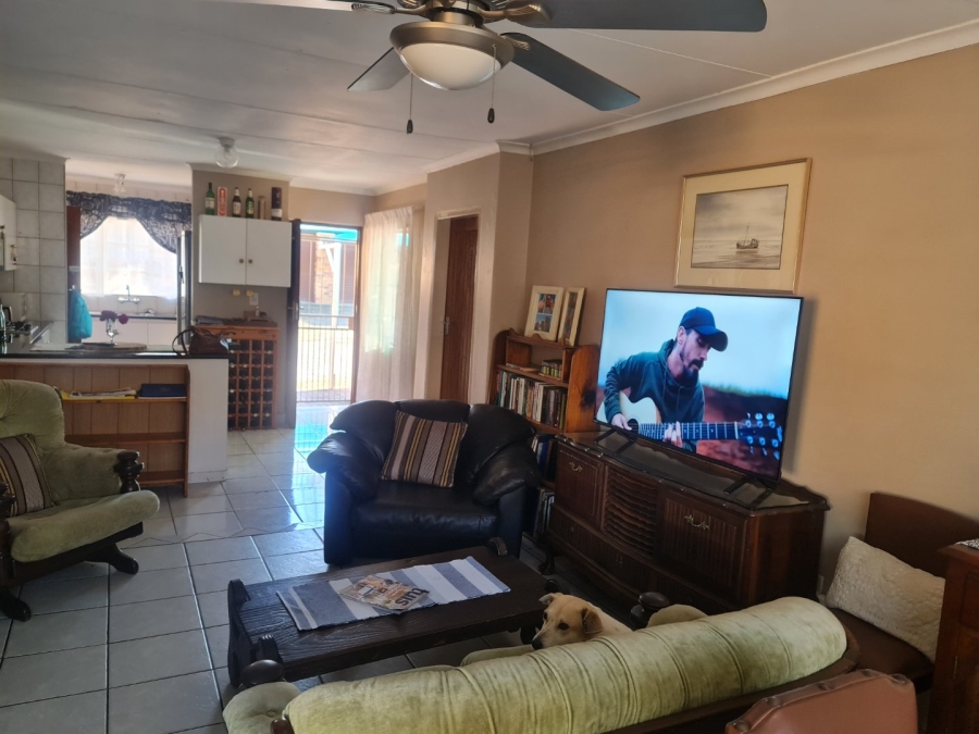 3 Bedroom Property for Sale in Geelhoutpark North West